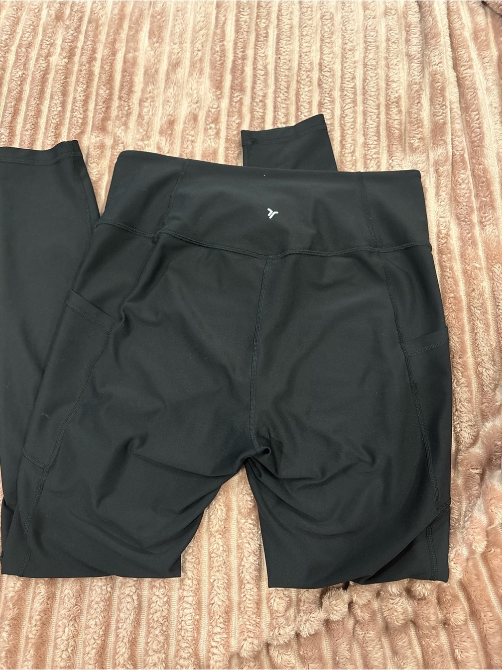 Old Navy Black High-Waist Performance Leggings